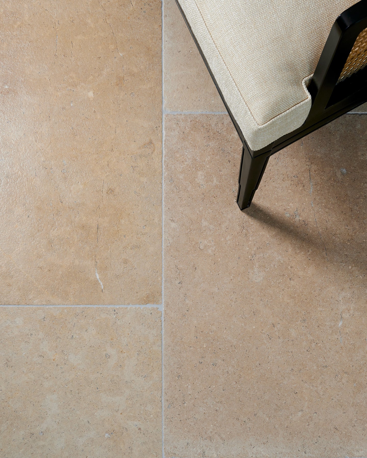 Wychwood Limestone Tumbled & Etched Finish