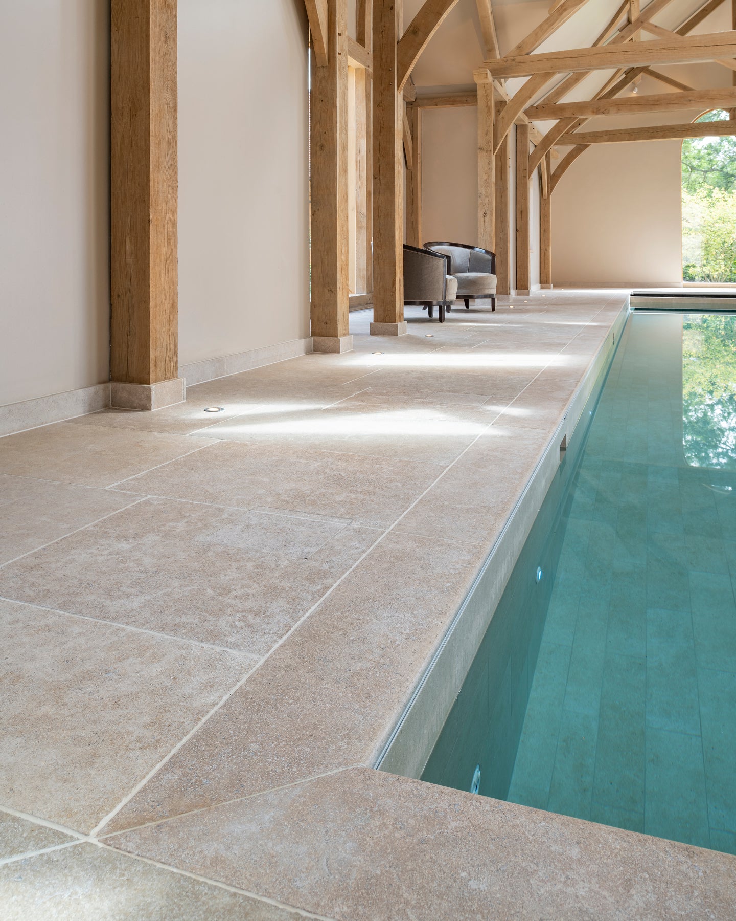 Wychwood Limestone Tumbled & Etched Finish
